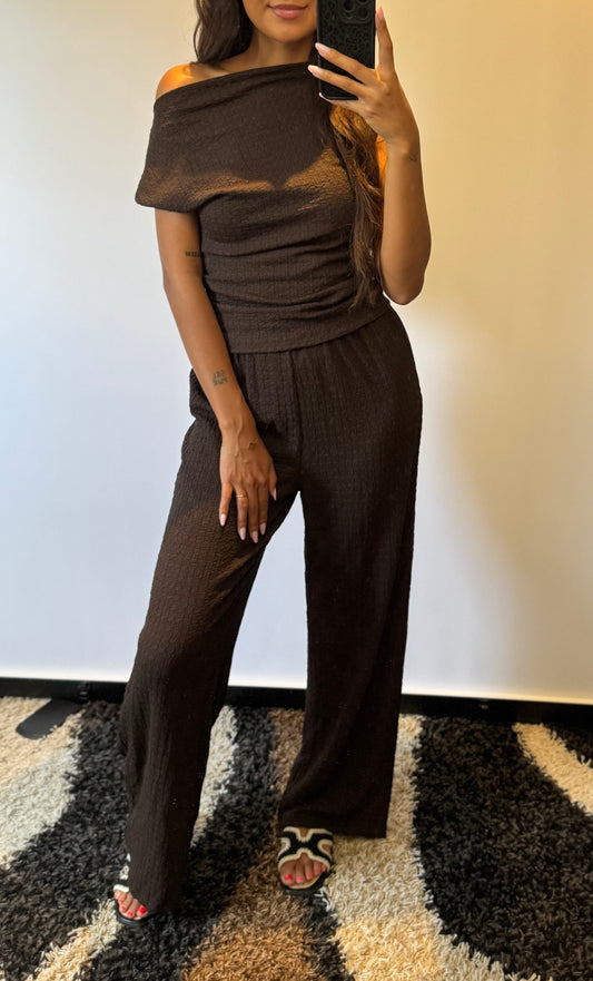 Marley two piece set brown